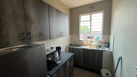 WhatsApp Image 2025-10-14 at 14.18.35 (4).